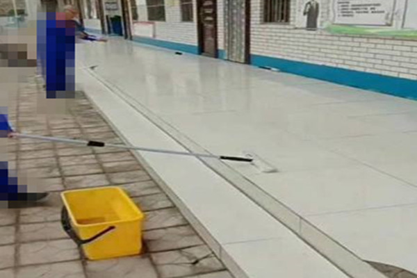 學校瓷磚臺階防滑